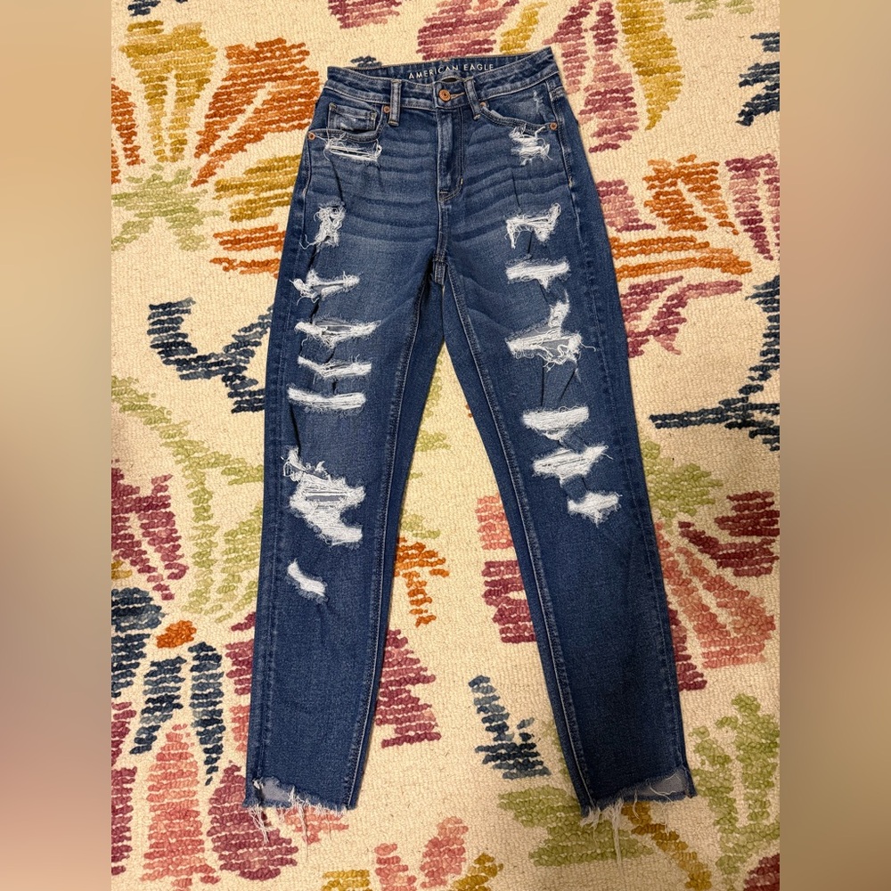 American Eagle Outfitters Ripped Straight Leg Jeans